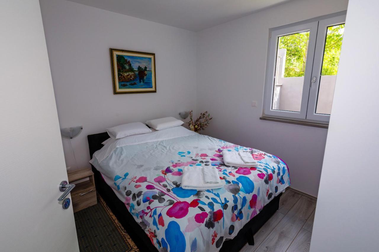 קוסטרנה Apartment "Villa M" מראה חיצוני תמונה