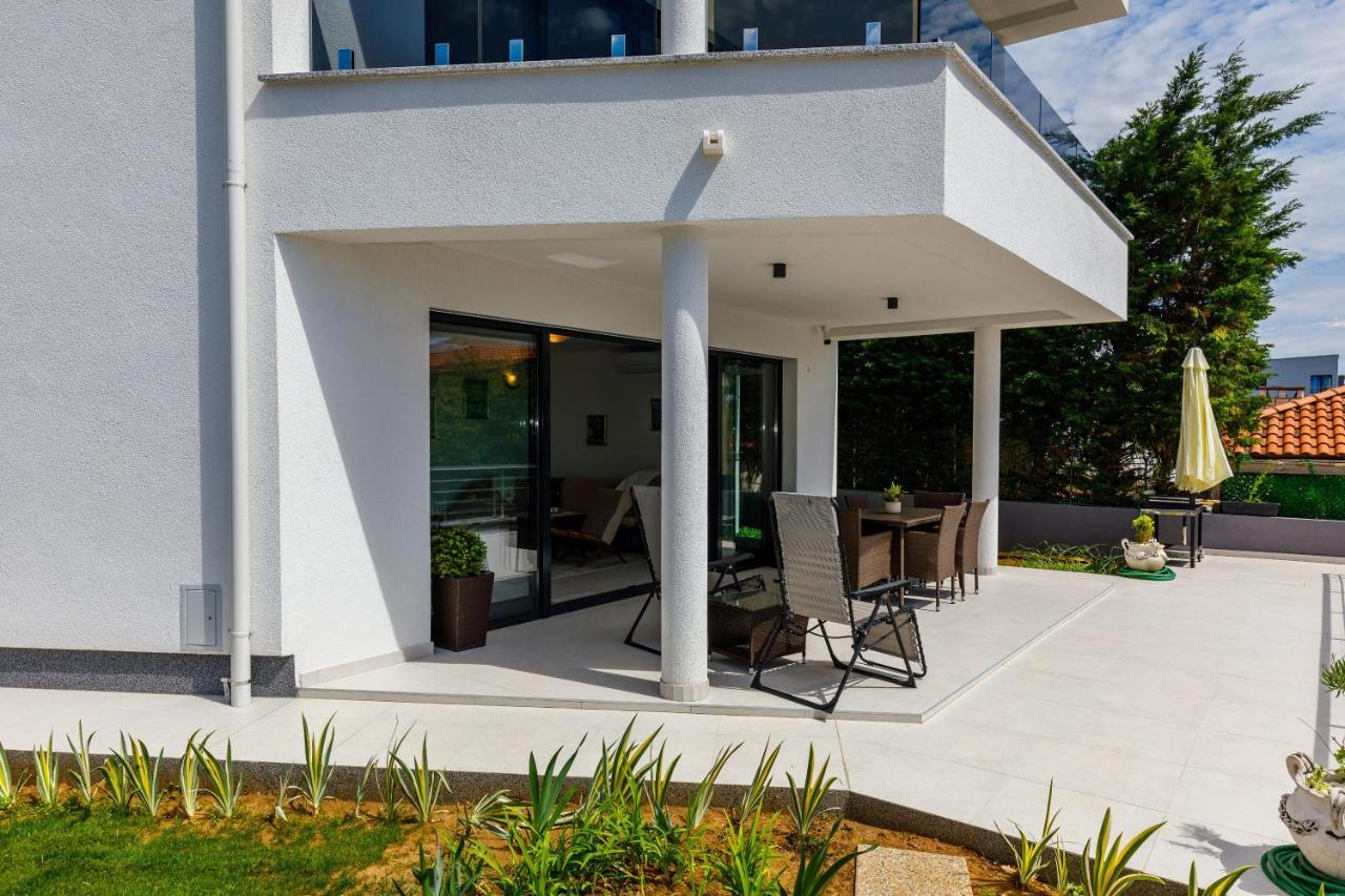 קוסטרנה Apartment "Villa M" מראה חיצוני תמונה